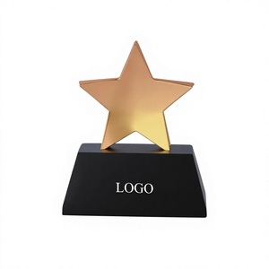 Trofeo profesional de estrella, trofeo de reconocimiento metálico con un diseño atractivo para premios por logros y excelencia. - Product Image 1