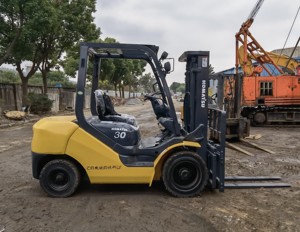 Montacargas Usado Komatsu 30 a Bajo Precio, Diésel FD30, Motores Usados para Montacargas, 3t FD30 en Venta, Montacargas Usados Komatsu 3t - Product Image 3