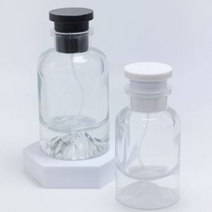 Offre Spéciale – Flacons de Parfum en Verre Rouge 30ml, 50ml, 100ml avec Pompe Pulvérisatrice Sérigraphiée – Stock Prêt – Luxe, Fond Épais, Bouchons Vides - Product Image 6