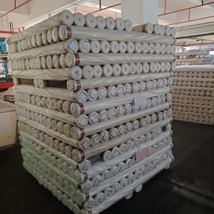 <span class=keywords><strong>Tessuto</strong></span> in Microfibra 100% Poliestere Tinto per Lenzuola, Piegato a Doppia Volta in Rotoli, Vendita all'Ingrosso 2026 - Product Image 1