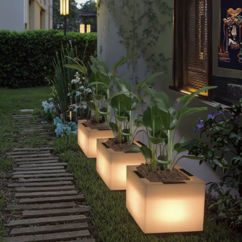Solar Garden Lights Large Illuminated Outdoor