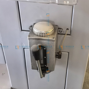 เครื่องกัดซีเอ็นซีแบบสองหัวรุ่นใหม่ พร้อม PLC และมอเตอร์ ความแข็งแกร่งสูง อุปกรณ์เจาะและกัดอะลูมิเนียม - Product Image 3