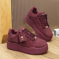 Nouvelles baskets classiques unisexes 2026, design original sans logo, chaussures de skate de haute qualité pour couple (exportation vers les États-Unis)