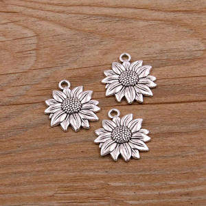 Vente en gros de pendentifs en forme de tournesol en diamant de 19*22 mm, plaqués or 14 carats, en métal émaillé, accessoires pour la fabrication de bijoux - Product Image 6
