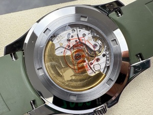Reloj Mecánico Impermeable de Súper Calidad, 42 mm, Fábrica DDF, Movimiento ETA 330, 5168, Peso 120 g, Reloj Verde PP con Correa de Goma Verde - Product Image 5