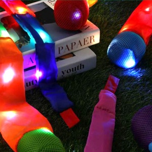 Trẻ Em Ngoài Trời Của Thể Thao & Giải Trí Phát Sáng Cầu Vồng Màu Mềm Đuôi Sao Băng Bóng Đàn Hồi & Bắt Bãi Biển Ném Đồ Chơi - Product Image 6