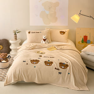 Literie d'hiver en <span class=keywords><strong>laine</strong></span> d'agneau à deux faces cartoon mignon ensemble de trois pièces <span class=keywords><strong>couverture</strong></span> en peluche avec motif teddy - Product Image 1
