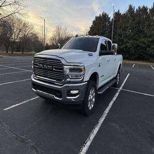 Camioneta DODGE <span class=keywords><strong>Ram</strong></span> 3500 de Doble Cabina USADA, Económica - Product Image 1
