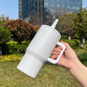 Vaso Térmico de Acero Inoxidable de 20oz con Asa, Antiderrames, para Viaje, con Popote, Sublimable, 6-12h de Aislamiento - Product Image 4