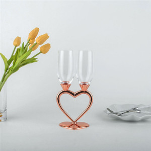 Bouteilles en verre élégantes de vin en forme de cœur, tasse de boisson de <span class=keywords><strong>Champagne</strong></span> de <span class=keywords><strong>mariage</strong></span> 200ml, pot en verre transparent - Product Image 5