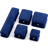 Boîte à bijoux rectangulaire à LED fabriquée à la main en usine, emballage personnalisé en velours bleu pour bijoux, boîte amincissante pour la taille avec logo de marque