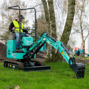 Produits les plus vendus : Mini-excavatrice sur chenilles chinoise Swe10fed de 1 tonne avec godet de 0,02 m³ et pièces de rechange - Product Image 2