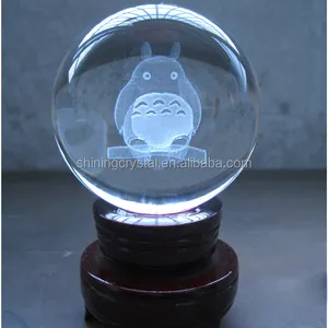Yeni 2023 hediye için komşu Totoro kristal top cam küre