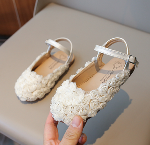 Sandales d'été pour enfants, chaussures simples à fleurs pour filles, mode bébé, demi-sandales d'extérieur Baotou - Product Image 4