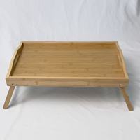 Plateau de lit classique en bambou avec finition laquée et pieds pliables pour utilisation comme table ou bureau - Plateau de service alimentaire