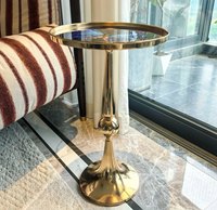Schmetterlings-Beistelltisch aus Gehärtetem Glas, Eck-Tisch im Amerikanischen Stil, Luxuriöser Runder Wohnzimmertisch, Modern und Stilvoll
