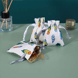 Bolsa de Almacenamiento de Joyería con Cordón de Algodón Orgánico, Impresa Personalizada, a Prueba de Polvo, con Empaque para Collares - Regalo - Product Image 6