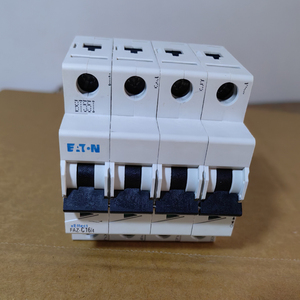 Disjoncteur miniature à courbe C à haute capacité de coupure Muller FAZ-C16/4, certification <span class=keywords><strong>UL1077</strong></span> CE complète - Product Image 4