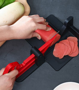 Vente en gros CL451 Gadgets et accessoires : Hachoir à aliments, Râpe à fruits, Trancheuse multifonctionnelle, Coupe-légumes en dés - Product Image 4