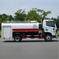 Camion de pompiers Dongfeng 5 m³ Camion citerne à eau Véhicule spécial Canon à eau Réservoir d'eau Camion arroseur