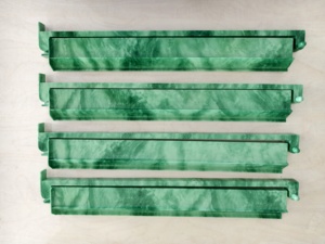 Jeu de Mahjong Américain Pliable 2-en-1 en ABS avec Pions Colorés et Tuiles Durables pour le Divertissement Familial - Product Image 1