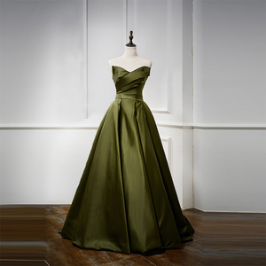 Robe de mariée Jancember LDC6566 en satin vert, style princesse, sans manches, plissée - Product Image 2