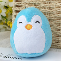 Vente en gros de porte-clés en peluche multi-animaux de dessin animé, petites poupées en peluche moelleuses, breloques de sac, cadeaux pour enfants et fêtes