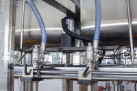 Machine de remplissage automatique à 6 têtes pour fûts de grande capacité |   Ligne de production de remplissage de liquides de haute précision et grande capacité