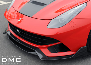 Lame avant, jupes latérales et diffuseur arrière en carbone DMC pour Ferrari F12 Berlinetta, avec séparateur en carbone - Product Image 2