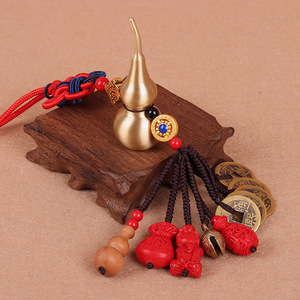 Pendentif de voiture Gozen en cuivre en forme de gourde, rouge et marron foncé, artisanal, décoration intérieure pour rétroviseur, porte-bonheur de sécurité - Product Image 3