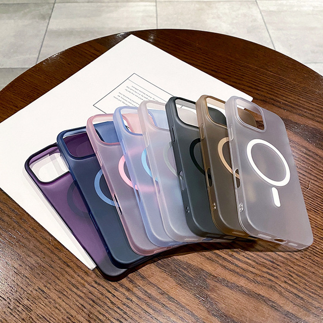 Premium Matte Magnetic Phone Case for iPhone 16 Pro Ultra Slim Frosted Cover Lightweight Anti Fingerprint Protective Mobile Case