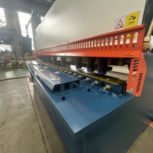 Cisaille à tôle métallique LONGBOW 8 mm à bon prix, mini cisaille hydraulique à guillotine 2500 mm à bas prix - Product Image 2