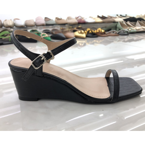 Sandales élégantes pour femmes à bout carré, talons compensés confortables, chaussures de luxe à bride arrière, imprimé crocodile, grandes tailles, direct usine - Product Image 2