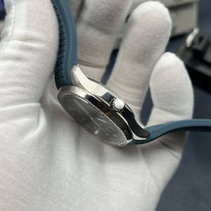 2025 High-End Dark Blue Irregular Brick Inlaid <b>Men's</b> Mechanical <b>Watch</b> with Rubber Strap, Waterproof Casual <b>Watch</b> - Product Image 3