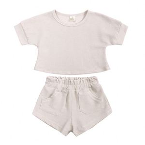 Vêtements d'été pour enfants Waffle Kids, ensembles deux pièces pour enfants, ensembles de vêtements pour tout-petits garçons, ensembles courts unis personnalisés Kids Tales - Product Image 5