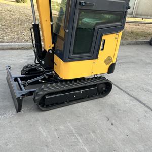 Chine 1.2 tonnes Mini pelle 1200kg capacité livraison gratuite moteur EPA nouvelle petite pelle avec composants de base moteur moteur - Product Image 6