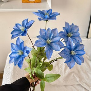 Flores Artificiales de Clematista de Seda de Alta Simulación para Decoración de Bodas y Hogar - Product Image 3