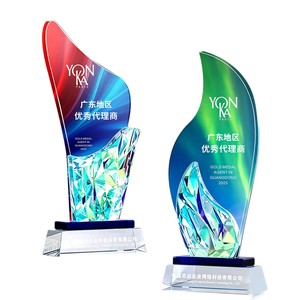 Trophée en cristal Yixin 28 cm avec logo personnalisé pour les enseignants, les champions de ventes, les compétitions, les réunions annuelles, les cadeaux d'affaires - Product Image 5
