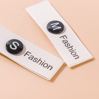 Étiquettes de vêtements lavables, Logo imprimé personnalisé, bouton de soins, changeur de taille amovible, étiquettes pour vêtements, vente en gros