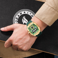 MEGIR 8112 Nouvelle montre de sport pour homme, chronographe multifonction, bracelet en silicone étanche, calendrier lumineux, montres à quartz pour hommes