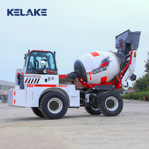 Camion malaxeur à béton autochargeant KELAKE Mini 4x4 Diesel, malaxeur à ciment mobile, petit malaxeur auto-alimentant pour la construction - Product Image 1