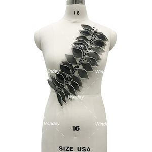 ชุดเดรสคริสตัลลาย3D ดีไซน์ใหม่สำหรับงานตัดเย็บประดับด้วยพลอยเทียมประดับคริสตัลและไข่มุกดีไซน์ใหม่ล่าสุด - Product Image 5