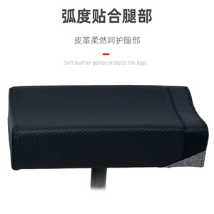 Déambulateur pliable Rong Jun RJ-2201 noir avec siège et sac pour l'aide à la mobilité - Product Image 2
