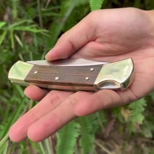 Couteau pliant d'extérieur personnalisable en acier inoxydable 5Cr13 avec manche en bois de santal rouge pour le camping, la survie et la chasse - OEM - Product Image 6