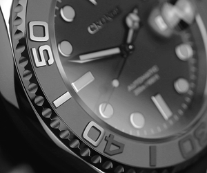 <span class=keywords><strong>Cronos</strong></span> L6018 Hombres Sub Diver Relojes mecánicos 40mm Bisel de cerámica bidireccional 20ATM Resistente al agua Pulsera completamente cepillada - Product Image 4
