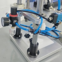 Machine manuelle de sertissage de bouteille de parfum de prix bon marché