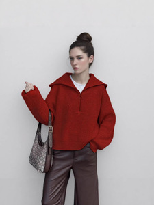 <span class=keywords><strong>Pull</strong></span> d'hiver pour <span class=keywords><strong>femme</strong></span> personnalisé en tricot côtelé rouge, col marin surdimensionné, demi-zip - Product Image 1