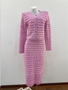 Ensemble haut et jupe sans bretelles rose avec <span class=keywords><strong>fermeture</strong></span> éclair en strass, style industriel français, nouvelle collection 2026, sept couleurs - Product Image 2