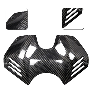 Cubierta delantera de tanque de combustible para motocicleta, cubierta de fibra de carbono para <span class=keywords><strong>DUCATI</strong></span> <span class=keywords><strong>Panigale</strong></span> V4 <span class=keywords><strong>V4S</strong></span> 2018 2019 <span class=keywords><strong>2020</strong></span> 2021 - Product Image 4