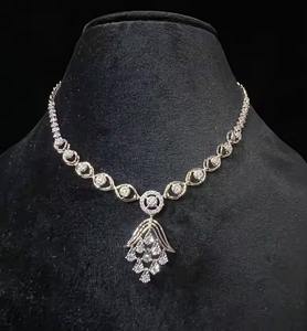 Conjunto de collar de mujer de corte brillante con diamantes naturales de oro de 14 quilates Estilo sofisticado certificado por terceros para bodas especiales - Product Image 2